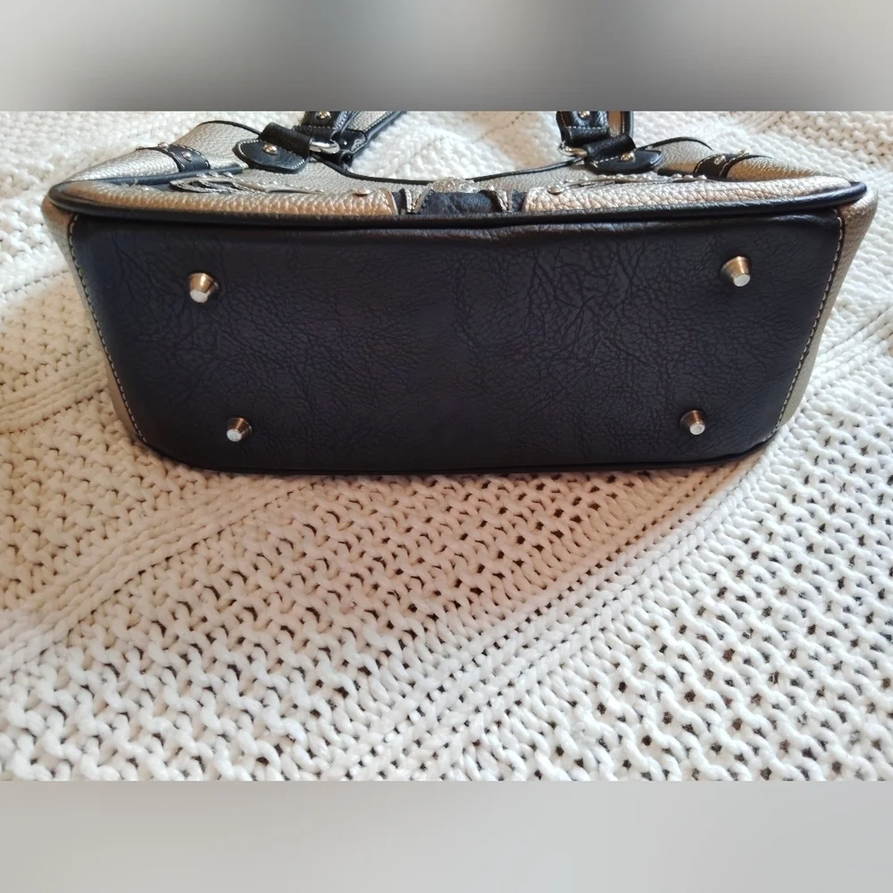 American Bling Women's Western Shoulder/Hand Bag!